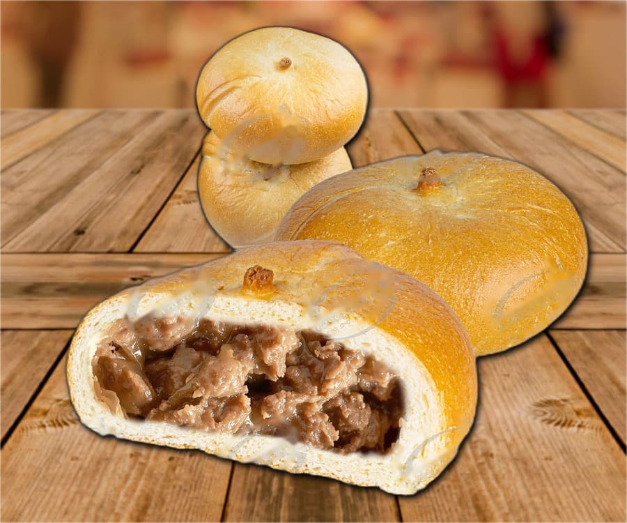 Pâtés « Livernyje » fourrés au foie haché, cuits au four, congelés